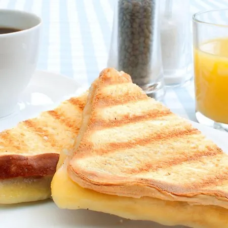 Elegance Adriano (adults Only) توريمولينوس