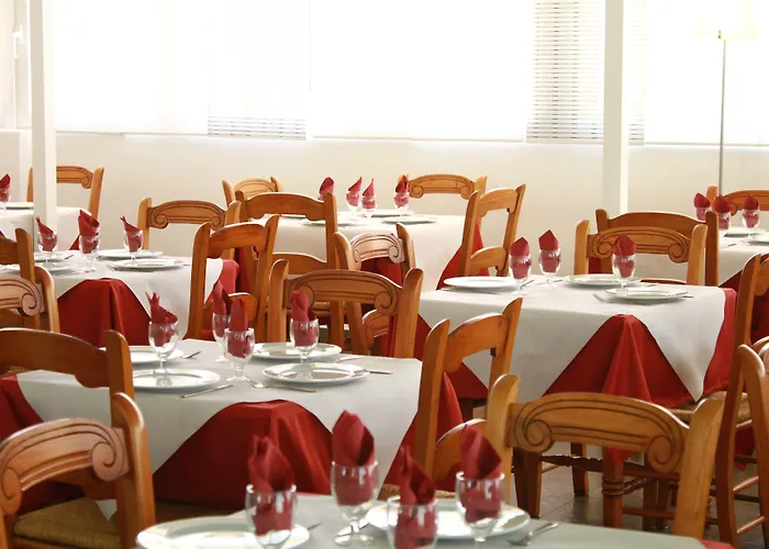Elegance Adriano (adults Only) 3* 토레몰리노스